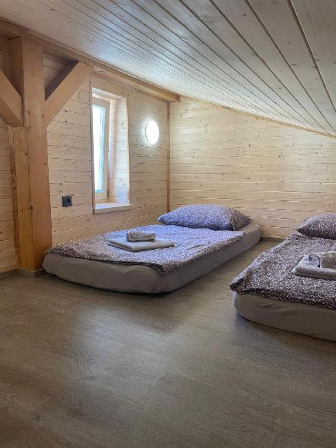 Penzion U Orloje Zatec  Ngoại thất bức ảnh